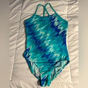 EUC Girls Nike swimsuit! 🔆🌊